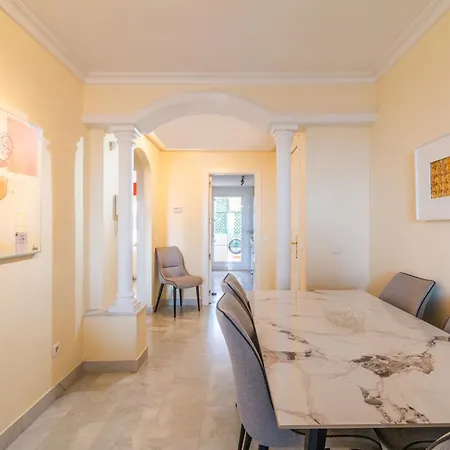 Senorio De Aloha Apartment Marbella
